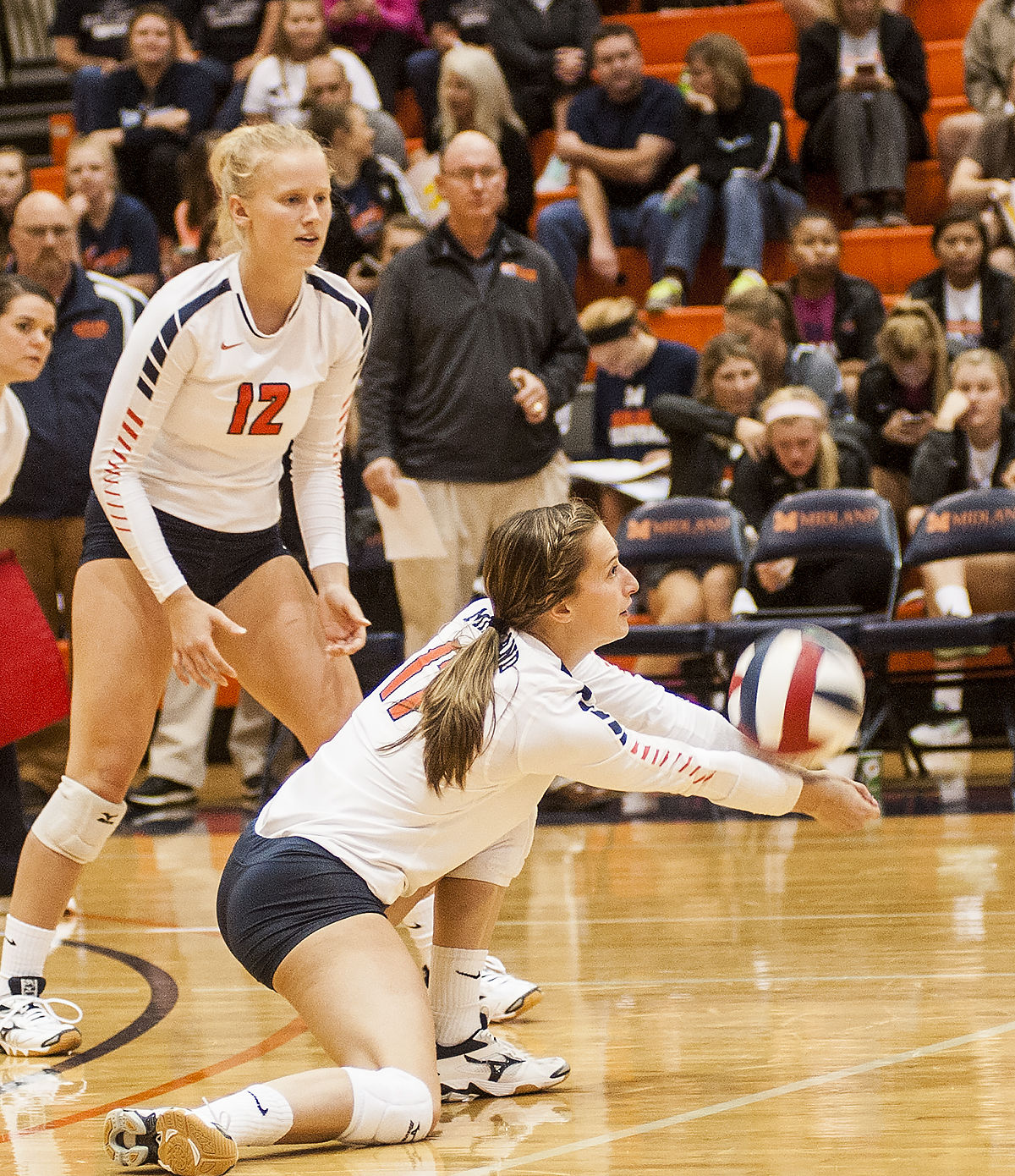 Photos: Midland volleyball vs. Concordia, 9.6.17